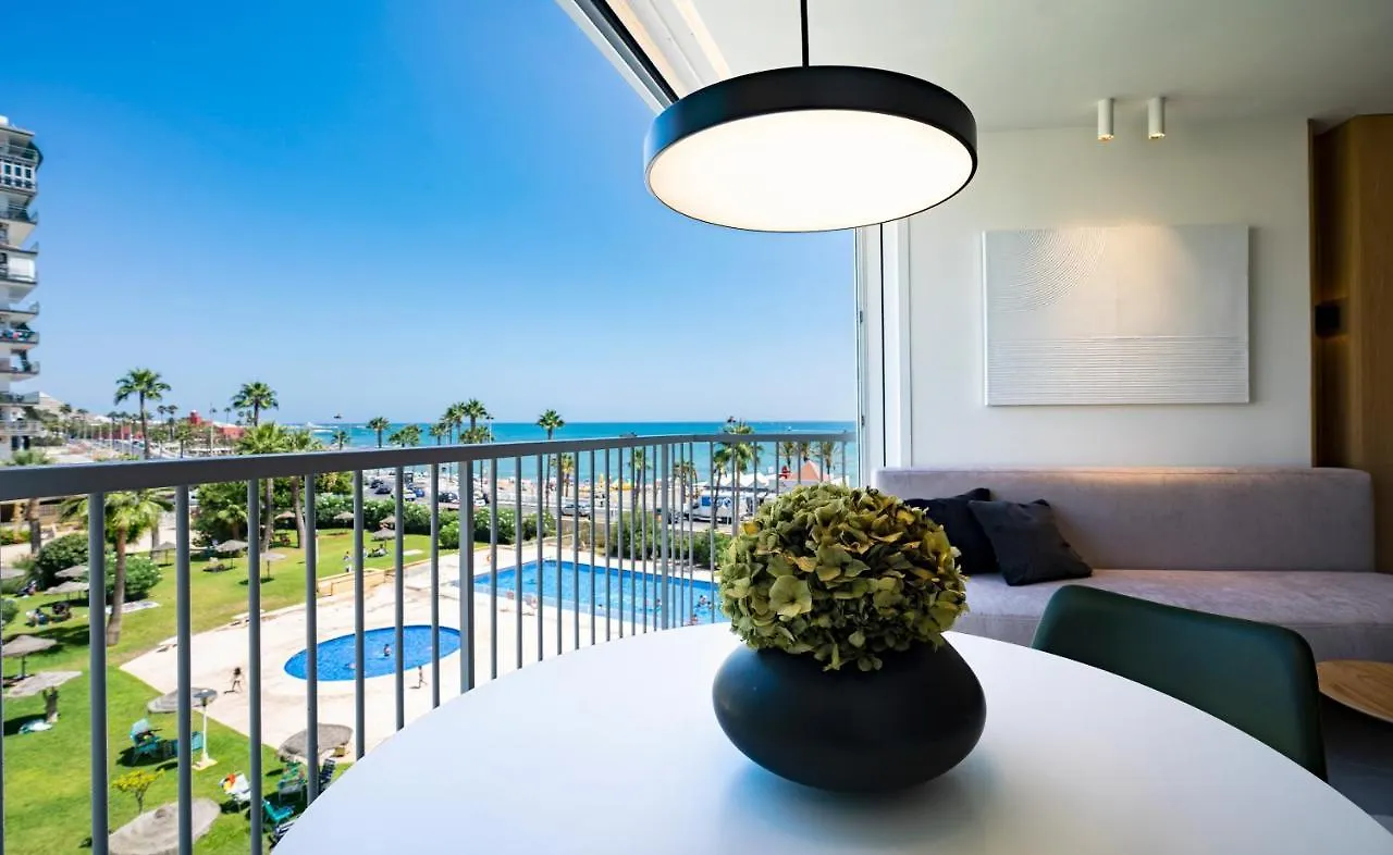 Apartamentos Los Maites - 1º Linea De Playa - Vista Al Mar Benalmádena 0*,  Spanien